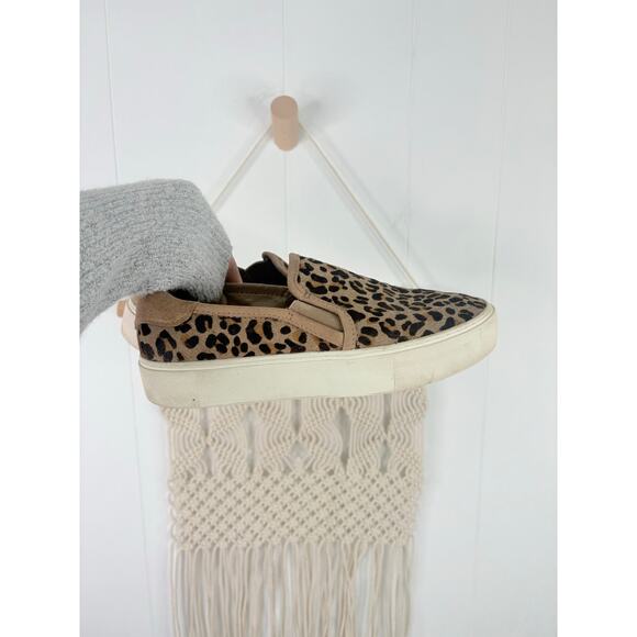 UGG Womens Jass Exotic Slip On Shoes Size 6.5 Amphora Cheetah Leopard Sneakers - Picture 3 of 8